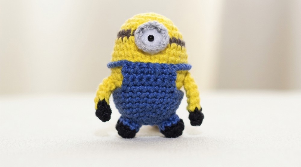 Easy Crochet Minion Amigurumi Tutorial