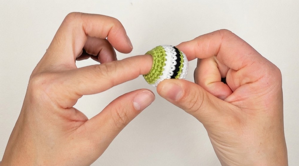 Easy Crochet Monster Amigurumi Tutorial
