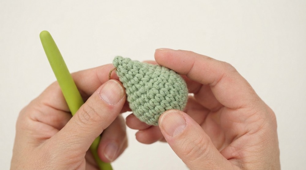 Easy Mini Crochet Pear Amigurumi Tutorial