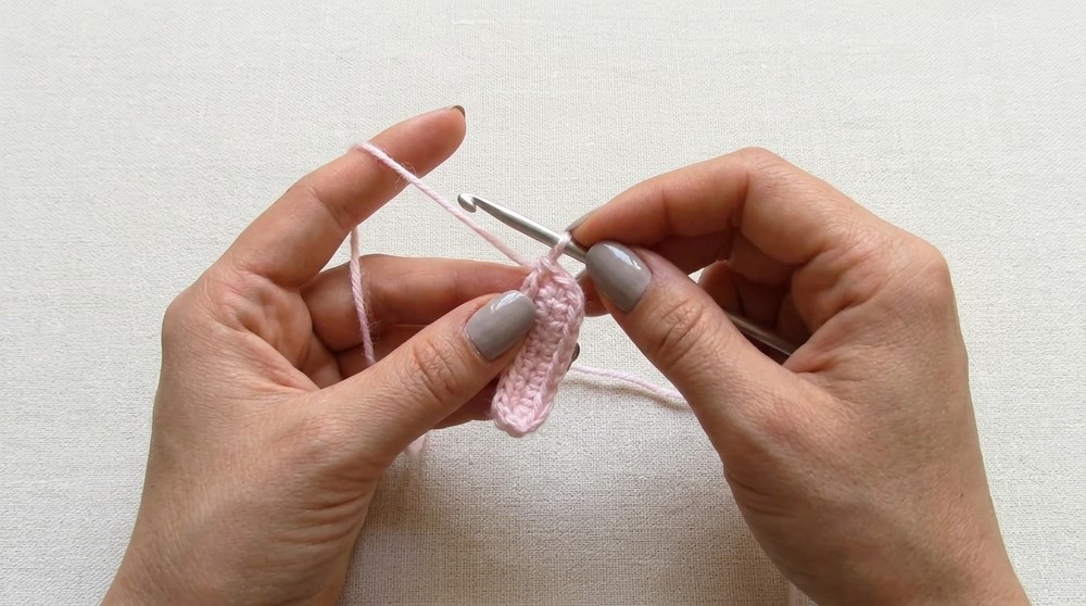 How to Crochet Beautiful Baby shoes for Newborns
