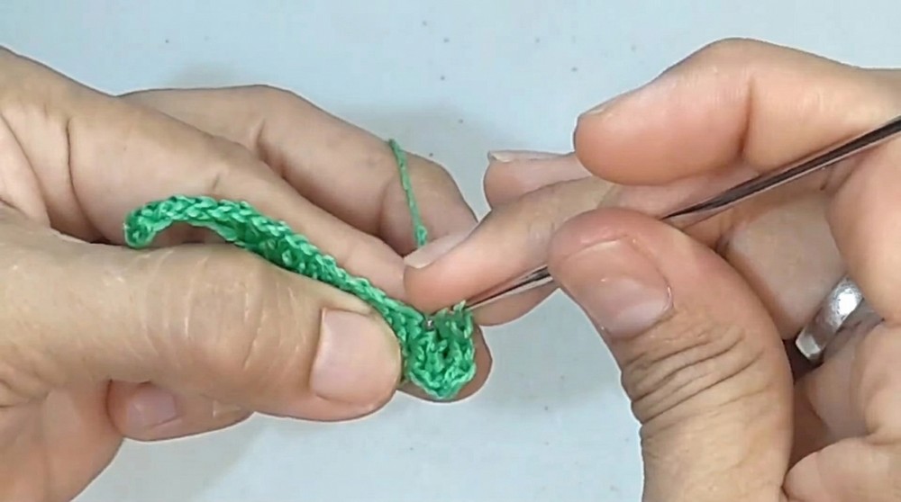 How to Crochet Lavender Step by Step (5)