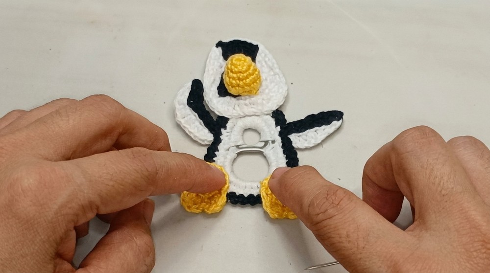 How to Crochet Penguins With Can Tabs (6)