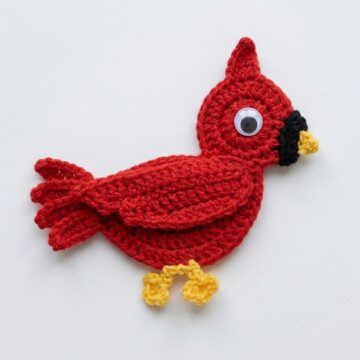 How to Crochet These Mini Cardinal (6)