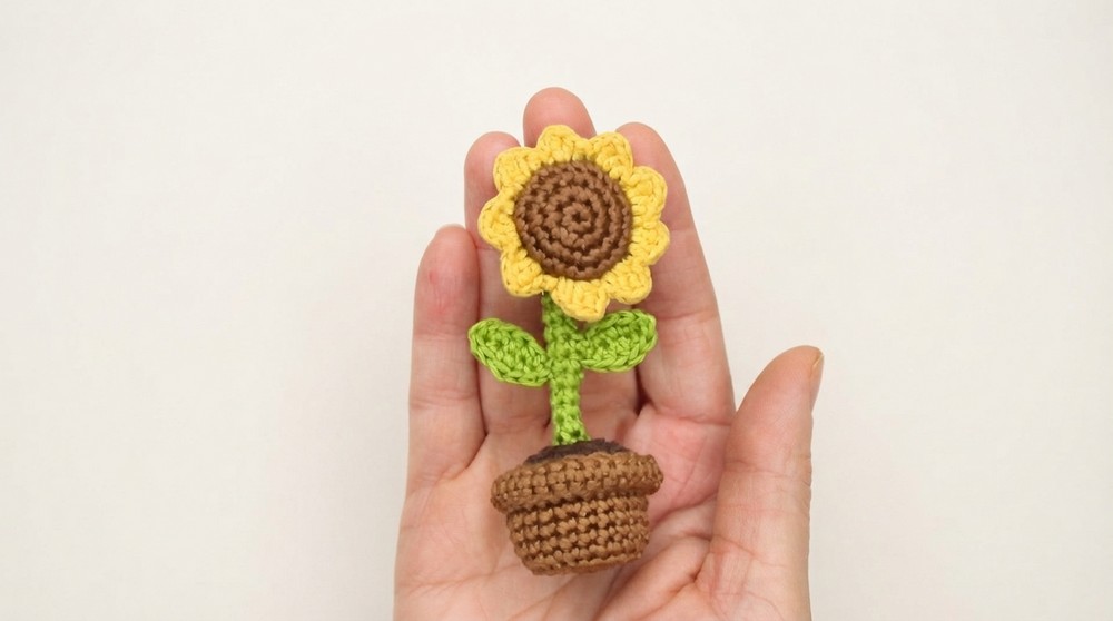 How to Crochet a Beautiful Sunflower