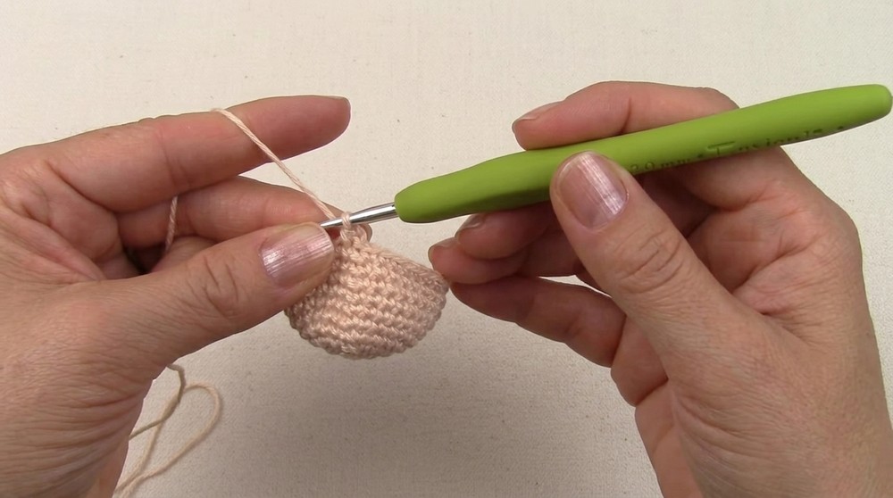 How to Crochet a Cute Angel Amigurumi