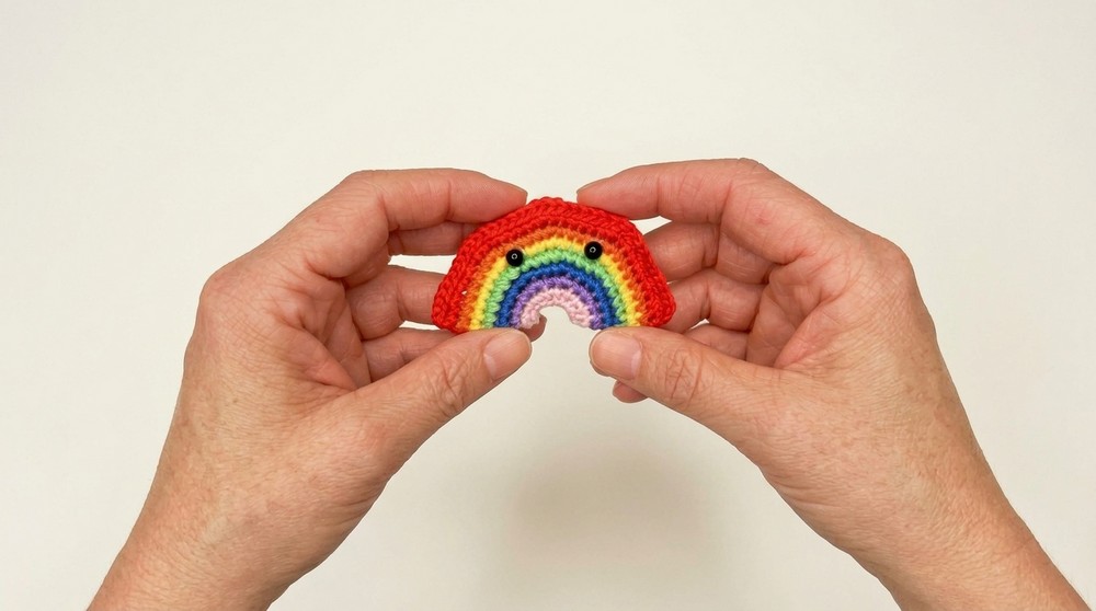 How to Crochet a Cute Rainbow Amigurumi